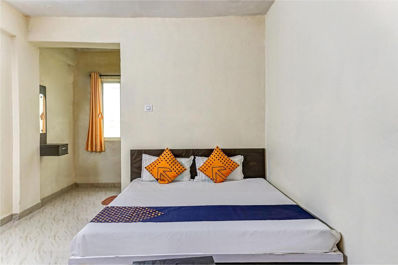 Spot On 81689 New Saiba Lodging Pune Dış mekan fotoğraf